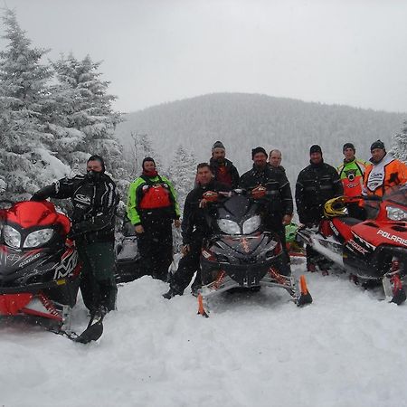 Lake Parlin Lodge & Cabins West Forks 외부 사진