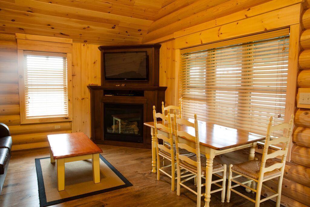 Lake Parlin Lodge & Cabins West Forks 외부 사진