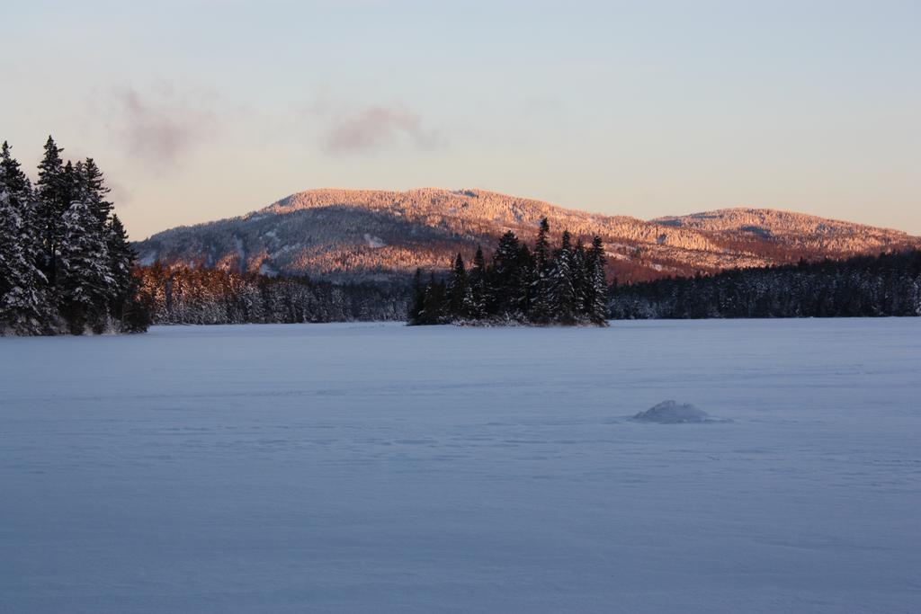 Lake Parlin Lodge & Cabins West Forks 외부 사진