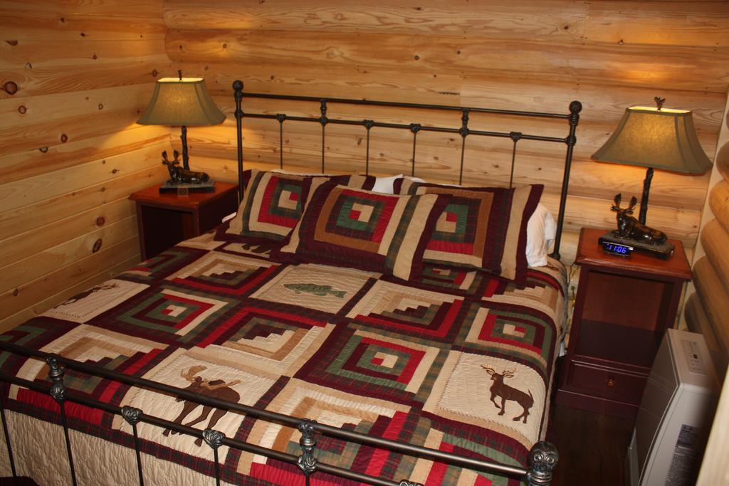 Lake Parlin Lodge & Cabins West Forks 객실 사진