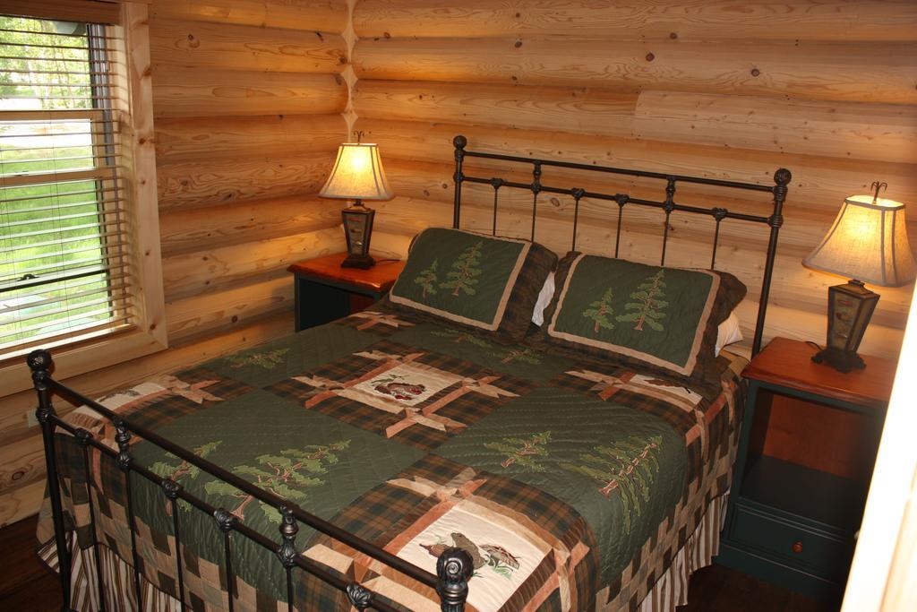 Lake Parlin Lodge & Cabins West Forks 객실 사진