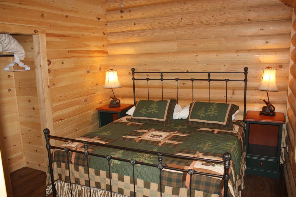 Lake Parlin Lodge & Cabins West Forks 객실 사진